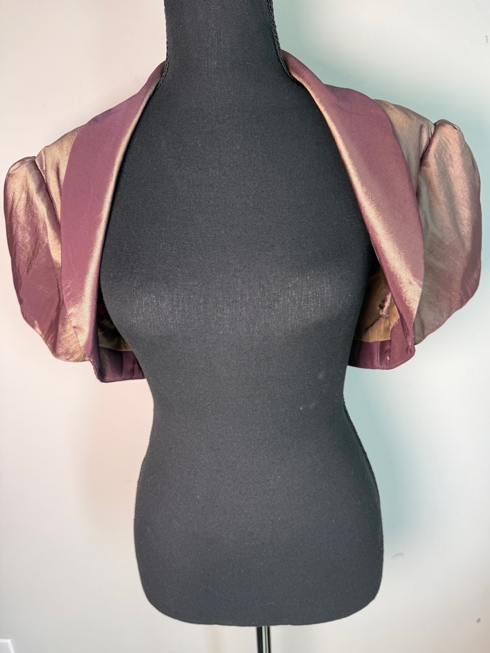 La Perle Iridescent Taffeta Bolero Shrug Mauve Bronze Sz 10